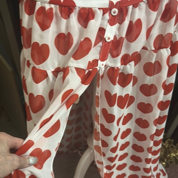 Adorable beach ready outfit - Picture 4 of 6